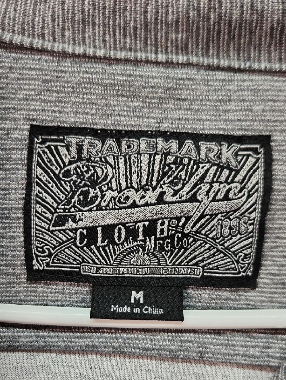 Brooklyn Cloth Gray Short-Sleeve Casual Button-Down Shirt - Picture 2 of 4